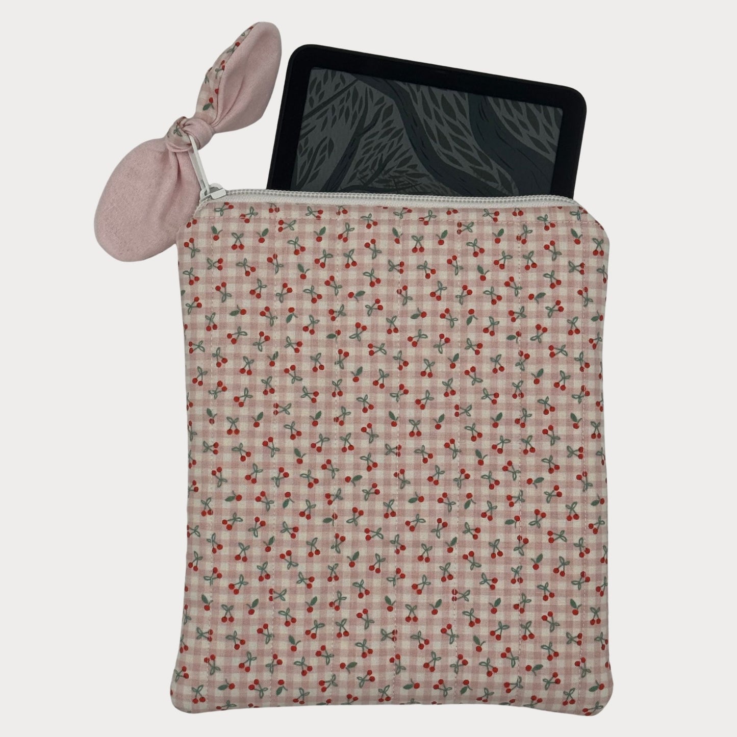 E-reader Case (Kindle or Kobo) - Cherry Delight