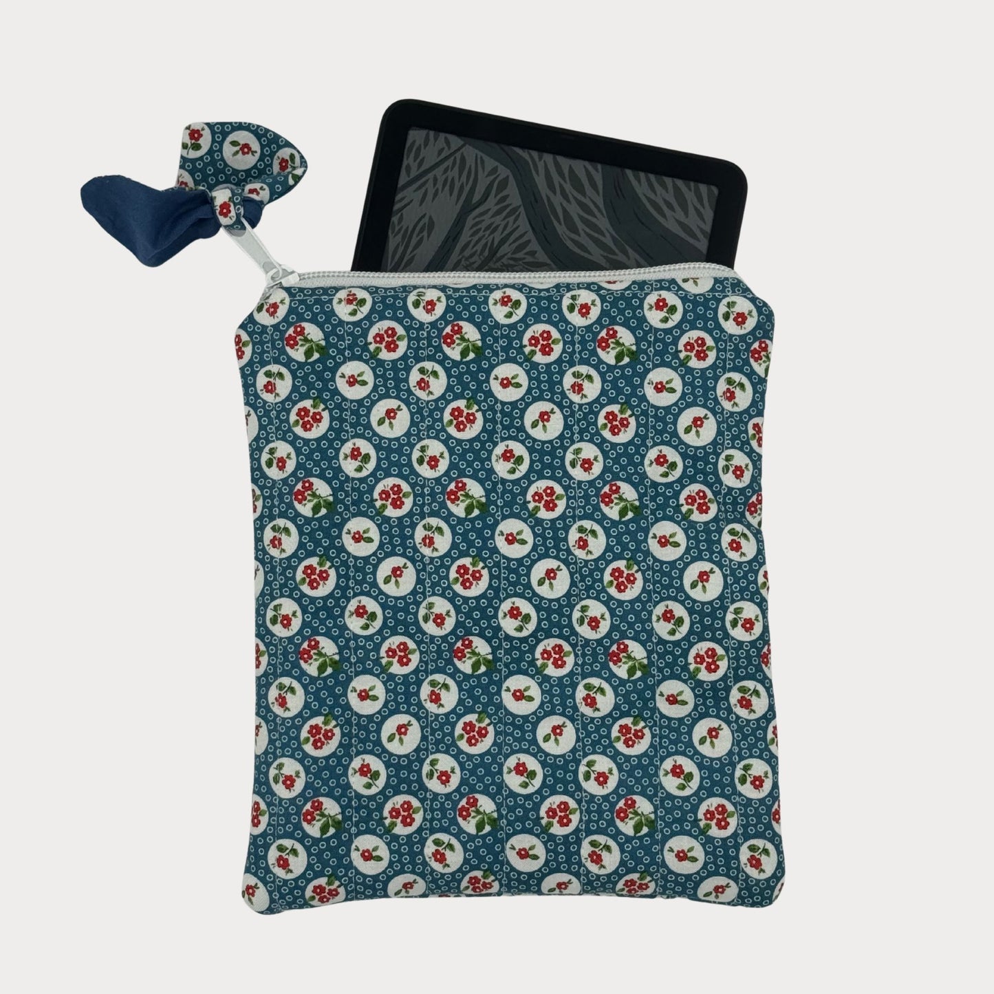 E-reader Case (Kindle or Kobo) - Blueberry Blossom