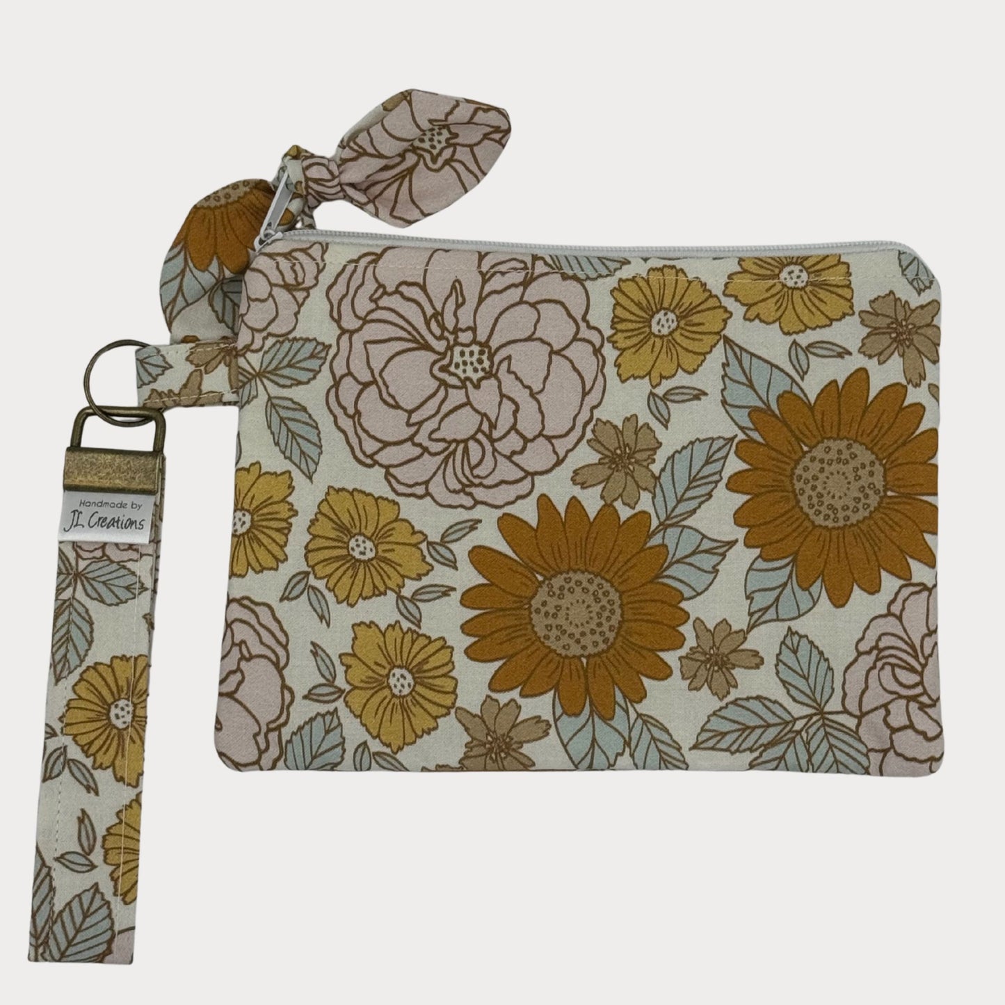 Wristlet Purse with attached Key Fob - Golden Girl
