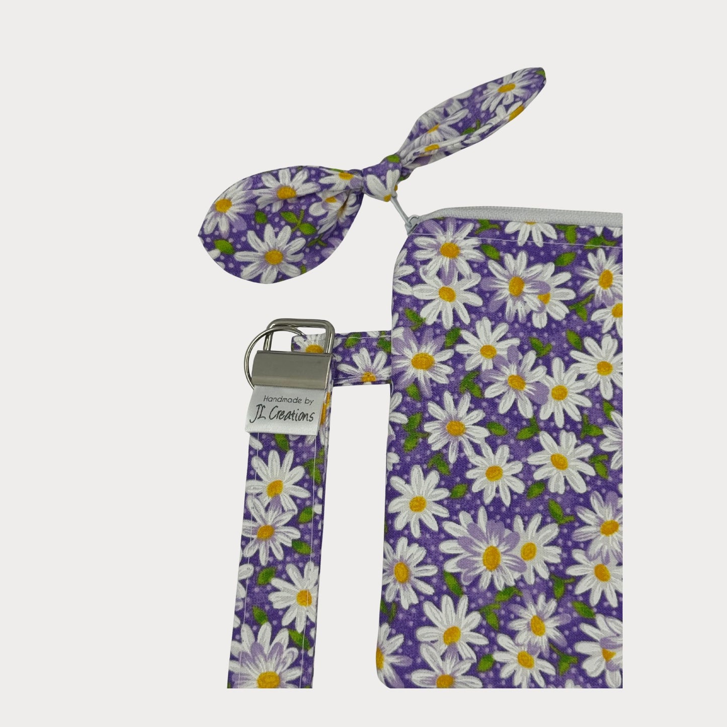 Wristlet Purse with attached Key Fob - Purple Daisy